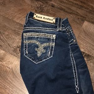 Skinny jeans with some bling